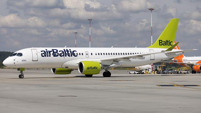 YL-AAS::airBaltic
